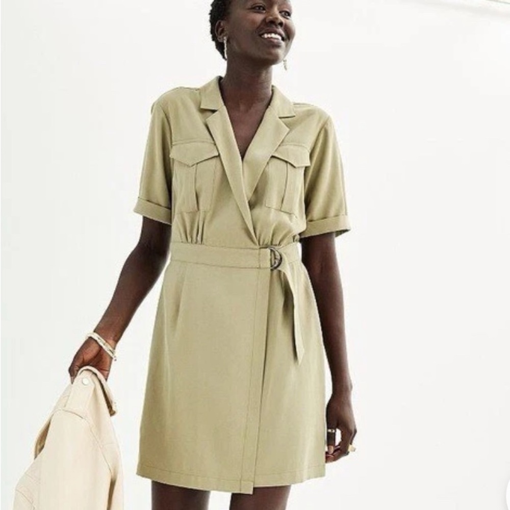 Stylish Nine West Beige Belted Dress size Large